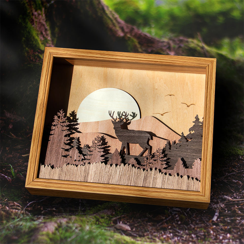 Folk Art Wooden Decorative Pendant Frame – Natural Pine Wall Décor