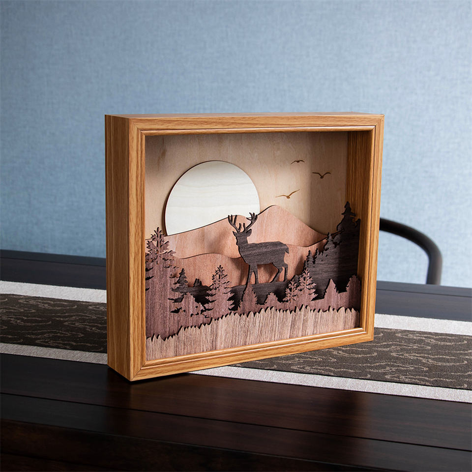 Folk Art Wooden Decorative Pendant Frame – Natural Pine Wall Décor