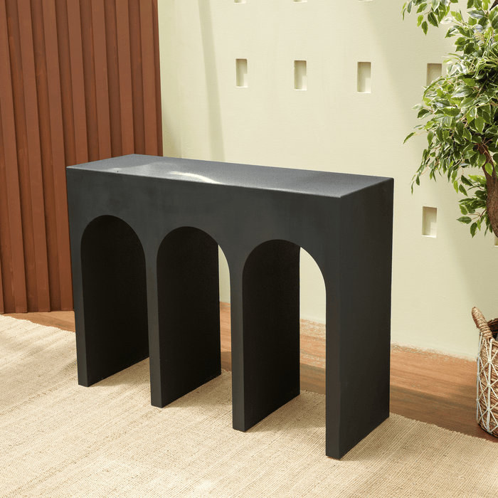 Aurelia Arch Console